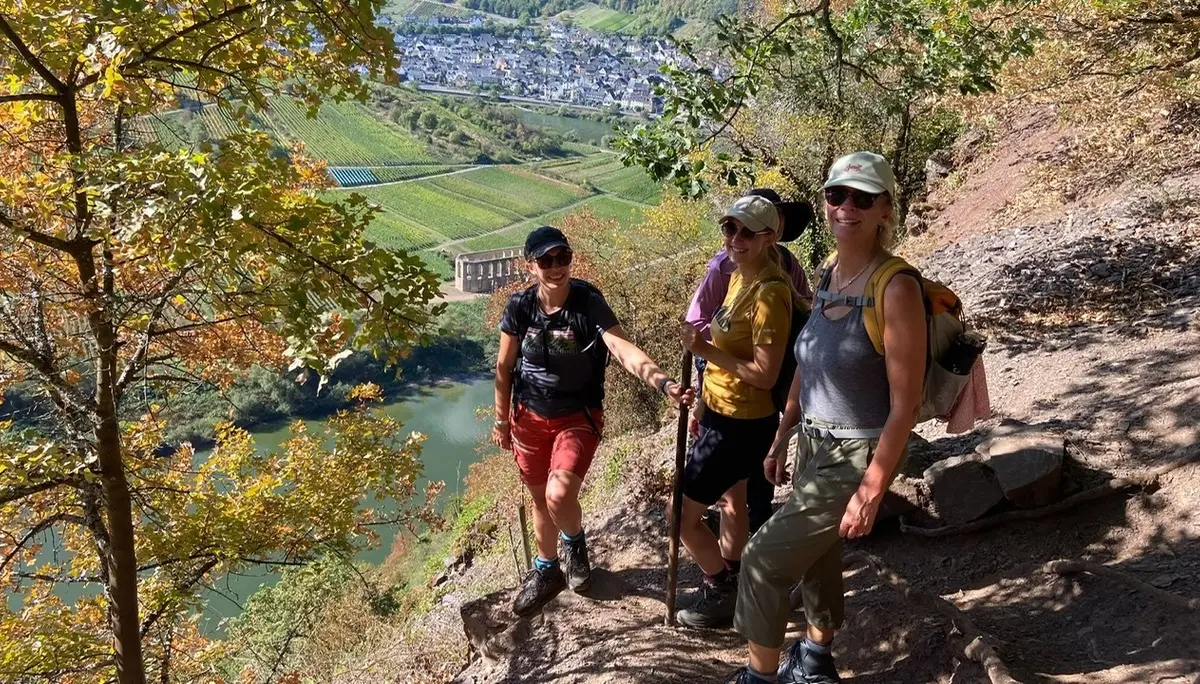 Bergfreunde am Calmont Klettersteig  | © Henrik Münker