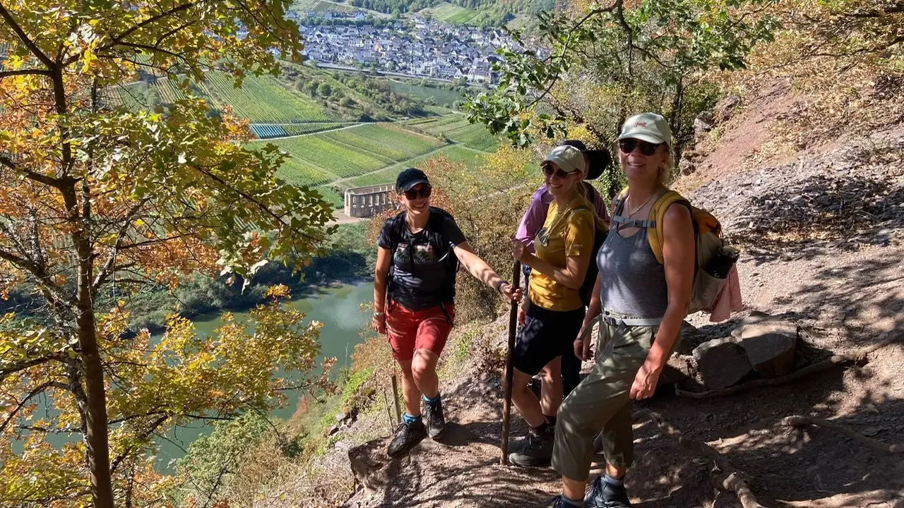 Bergfreunde am Calmont Klettersteig  | © Henrik Münker