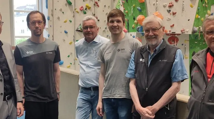 neuer Vorstand: Sebastian Plumhof, Rene Varnhorn, Konrad Thannbichler, Jonathan Mende, Ullrich Georgi, Hubert Farnschläder | © DAV Siegerland