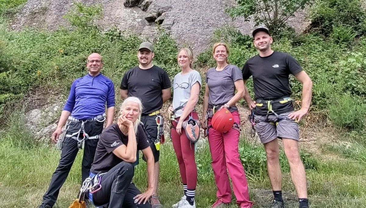 DAV Outdoorkletterkurs im Klettergebiet Werdohl | © Gudrun Plumhof